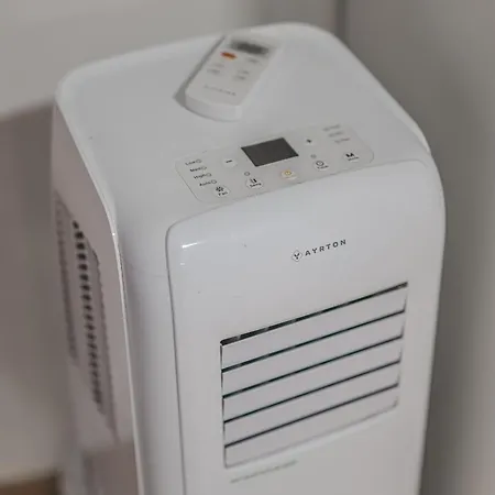 Διαμέρισμα Flat Near Castle Stylish & Prime Location 3 *