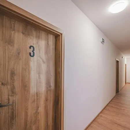 شقة Flat Near Castle Stylish & Prime Location 3 براغ